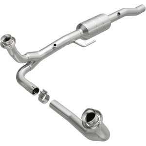 Dodge Durango Catalytic Converter - Magnaflow - Direct-Fit - `00-`03