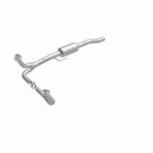 Dodge Durango Catalytic Converter - Magnaflow - Direct-Fit - `00-`03