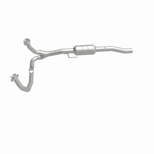 Dodge Durango Catalytic Converter - Magnaflow - Direct-Fit - `00-`03