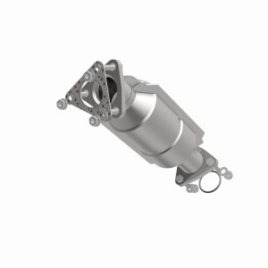 Nissan Xterra Catalytic Converter - Front Passenger Side - Magnaflow - Direct-Fit - `00-`04