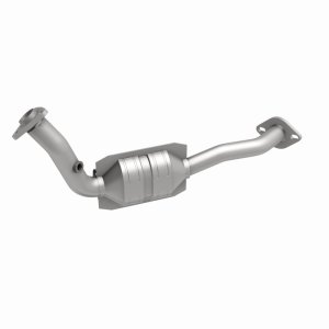 Nissan Xterra Catalytic Converter - Rear - Magnaflow - Direct Fit - `00-`04