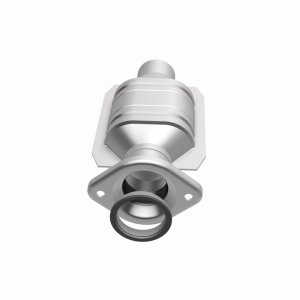 Toyota Highlander Catalytic Converter - underbody - Magnaflow - HM Grade Direct-Fit - `01-`03