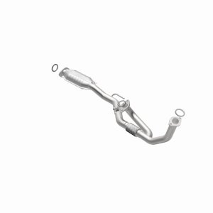 Toyota Camry Catalytic Converter - Magnaflow - HM Grade Direct-Fit - `97-`01 Toyota Camry Catalytic Converter - Magnaflow - HM Grade Direct-Fit - `97-`01