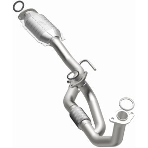 Toyota Camry Catalytic Converter - Magnaflow - HM Grade Direct-Fit - `97-`01 Toyota Camry Catalytic Converter - Magnaflow - HM Grade Direct-Fit - `97-`01