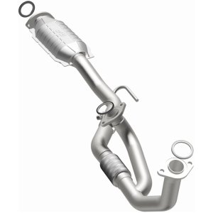 Toyota Camry Catalytic Converter - Magnaflow - HM Grade Direct-Fit - `97-`01 Toyota Camry Catalytic Converter - Magnaflow - HM Grade Direct-Fit - `97-`01