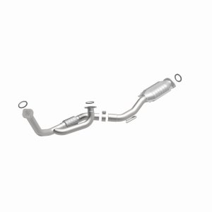 Toyota Camry Catalytic Converter - Magnaflow - HM Grade Direct-Fit - `97-`01 Toyota Camry Catalytic Converter - Magnaflow - HM Grade Direct-Fit - `97-`01