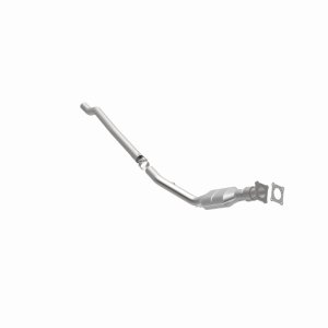 Dodge Caravan Catalytic Converter - Magnaflow - HM Grade Direct-Fit - `96-`00