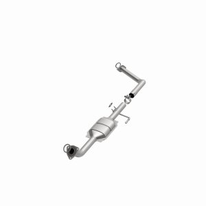 Toyota Sequoia Catalytic Converter - Driver Side - Magnaflow - HM Grade Federal/EPA Compliant Direct-Fit - `01-`04