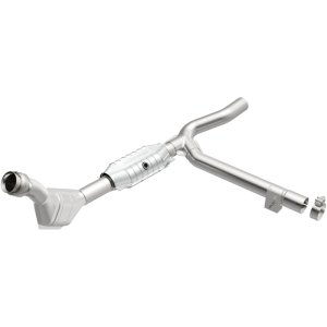 Ford F-150 Catalytic Converter - Magnaflow - HM Grade Direct-Fit - `99-`00