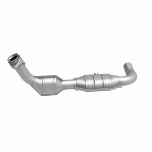 Ford F-150 Direct-Fit Catalytic Converter - Magnaflow - HM Grade - `99-`00