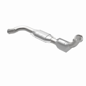 Ford F-150 Catalytic Converter - Magnaflow - Direct Fit - `99-`00
