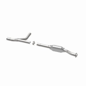 Dodge Ram 1500 Catalytic Converter - Passenger Side - Magnaflow - HM Grade Federal/EPA Compliant, Direct-Fit, Stainless Steel - `04-`05