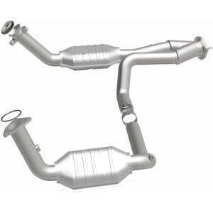 Chevrolet Avalanche Catalytic Converter - Magnaflow - Direct-Fit - `02-`06