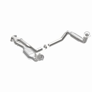 Chevrolet Avalanche Catalytic Converter - Magnaflow - Direct-Fit - `02-`06