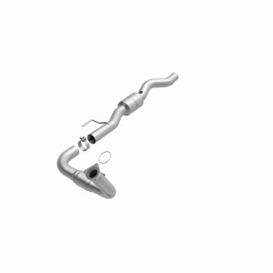 Chevrolet Suburban 2500 Catalytic Converter - Driver Side - Magnaflow - Direct-Fit - `01-`03