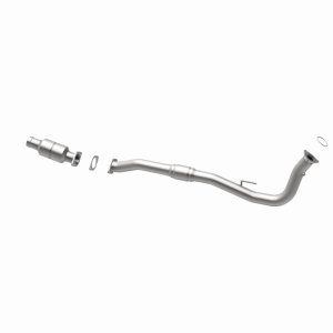 Chevrolet Suburban Catalytic Converter - Magnaflow - HM Grade Direct-Fit - `01-`03