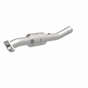 Chevrolet Silverado 2500 HD Catalytic Converter - Passenger Side Rear - Magnaflow - Direct-Fit, HM Grade - `01-`06 Chevrolet Silverado 2500 HD Catalytic Converter - Passenger Side Rear - Magnaflow - Direct-Fit, HM Grade - `01-`06