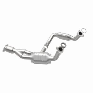 GMC Envoy Catalytic Converter - Magnaflow - HM Grade Direct-Fit - `07-`09