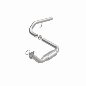 Cadillac Escalade Catalytic Converter - Driver Side - Magnaflow - HM Grade Direct-Fit, Federal/EPA Compliant - `02-`06 Cadillac Escalade Catalytic Converter - Driver Side - Magnaflow - HM Grade Direct-Fit, Federal/EPA Compliant - `02-`06