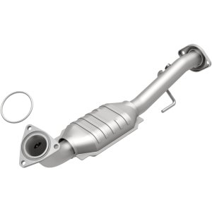 Cadillac Escalade Catalytic Converter - Passenger Side - Magnaflow - HM Grade Direct-Fit, Federal/EPA Compliant, 409 Stainless Steel - `02-`06