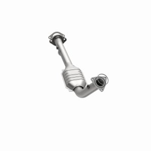 Cadillac Escalade Catalytic Converter - Passenger Side - Magnaflow - HM Grade Direct-Fit, Federal/EPA Compliant, 409 Stainless Steel - `02-`06