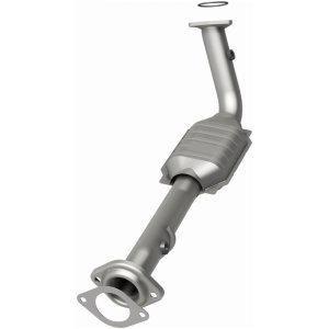 GMC Yukon Catalytic Converter - Passenger Side - Magnaflow - HM Grade Direct-Fit, Federal/EPA Compliant, 409 Stainless Steel - `01-`06