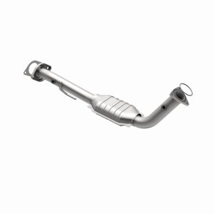 GMC Yukon Catalytic Converter - Passenger Side - Magnaflow - HM Grade Direct-Fit, Federal/EPA Compliant, 409 Stainless Steel - `01-`06