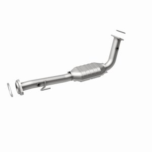 GMC Yukon Catalytic Converter - Passenger Side - Magnaflow - HM Grade Direct-Fit, Federal/EPA Compliant, 409 Stainless Steel - `01-`06