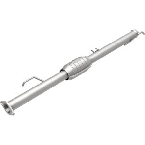 Toyota Tundra Catalytic Converter - Rear - Magnaflow - HM Grade Direct-Fit - `00-`04