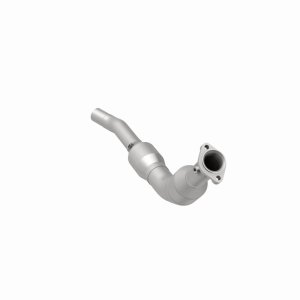 Land Rover LR3 Catalytic Converter - Driver Side - Magnaflow - HM Grade EPA/Federal Compliant Direct-Fit - `05-`09