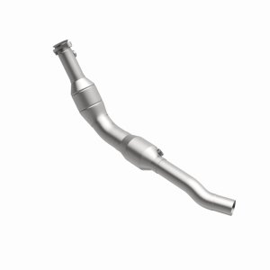Land Rover LR3 Catalytic Converter - Driver Side - Magnaflow - HM Grade EPA/Federal Compliant Direct-Fit - `05-`09