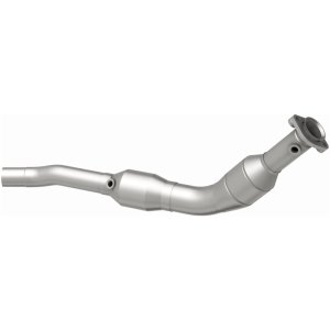 Land Rover LR3 Catalytic Converter - Driver Side - Magnaflow - HM Grade EPA/Federal Compliant Direct-Fit - `05-`09