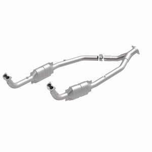 Land Rover Discovery Catalytic Converter - Magnaflow - HM Grade Direct-Fit - `99-`04