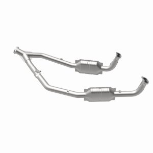 Land Rover Discovery Catalytic Converter - Magnaflow - HM Grade Direct-Fit - `99-`04