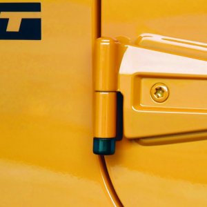 Jeep Wrangler Unlimited JK Door Lock Set - McGard - M6 x 1.0 Thread Size - `07-`17 Jeep Wrangler Unlimited JK Door Lock Set - McGard - M6 x 1.0 Thread Size - `07-`17