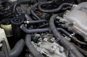 Infiniti G35 Oil Catch Can Kit - PCV-Side - Mishimoto - Direct Fit - `04-`07