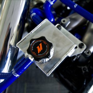 Subaru Impreza Coolant Expansion Tank - Mishimoto - Aluminum, TIG-welded, 50% greater capacity than stock - Polished Silver/Anodized Black - `02-`05