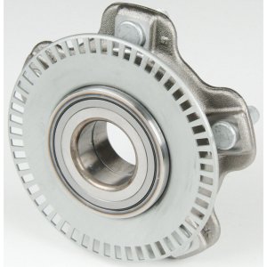 Chevrolet Tracker Hub Assembly - Front - Moog - `01-`04