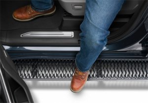 Chevrolet Silverado 2500 HD Running Boards - Cab Length - N-Fab - Growler - Textured Black - `20-`25