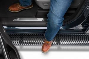 Chevrolet Silverado 1500 Running Boards - N-Fab - Growler - Cab Length - Textured Black - `19-`24