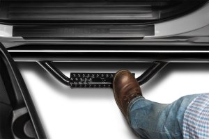 Toyota Tundra Nerf Step - Side - N-Fab - Wheel to Wheel, Cab Length, without Bed Access - Gloss Black - `22-`24