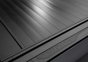 Chevrolet Silverado Retractable Tonneau Cover - Retrax - RetraxPRO MX - Matte Black - `19-`25