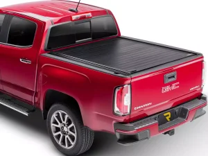 Chevrolet Silverado EV Tonneau Cover - RetraxPRO MX Manual - Retractable Hard Cover - 6ft Bed w/o Midgate