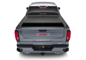 Chevrolet Silverado 1500 Retractable Tonneau Cover - Roll-N-Lock - M-Series - `19-`25 Chevrolet Silverado 1500 Retractable Tonneau Cover - Roll-N-Lock - M-Series - `19-`25
