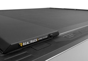 Chevrolet Silverado 1500 Retractable Tonneau Cover - Roll-N-Lock - M-Series - `19-`25 Chevrolet Silverado 1500 Retractable Tonneau Cover - Roll-N-Lock - M-Series - `19-`25