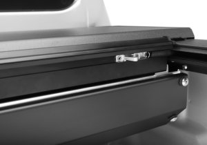 Nissan Frontier Tonneau Cover - Roll-N-Lock - M-Series Retractable - `22-`25 Nissan Frontier Tonneau Cover - Roll-N-Lock - M-Series Retractable - `22-`25