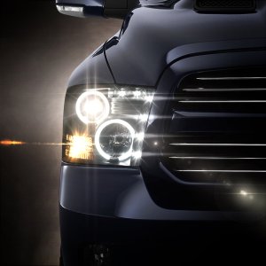 Dodge Ram 1500 Headlights - SPYDER - Projector with CCFL Halo - Black - `09-`14