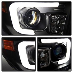 Toyota Tundra Headlights - SPYDER - Projector Headlights - Light Bar DRL - Black - `14-`16