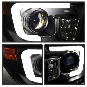Toyota Tundra Headlights - SPYDER - Projector Headlights - Light Bar DRL - Black - `14-`16