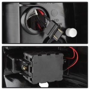 GMC Yukon Tail Lights - SPYDER - Light Bar LED, Version 2 - Black - `00-`06